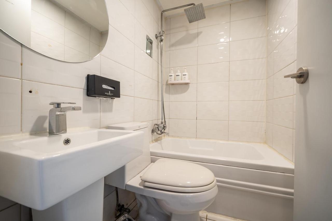 Guri Lexy Hotel Eksteriør bilde