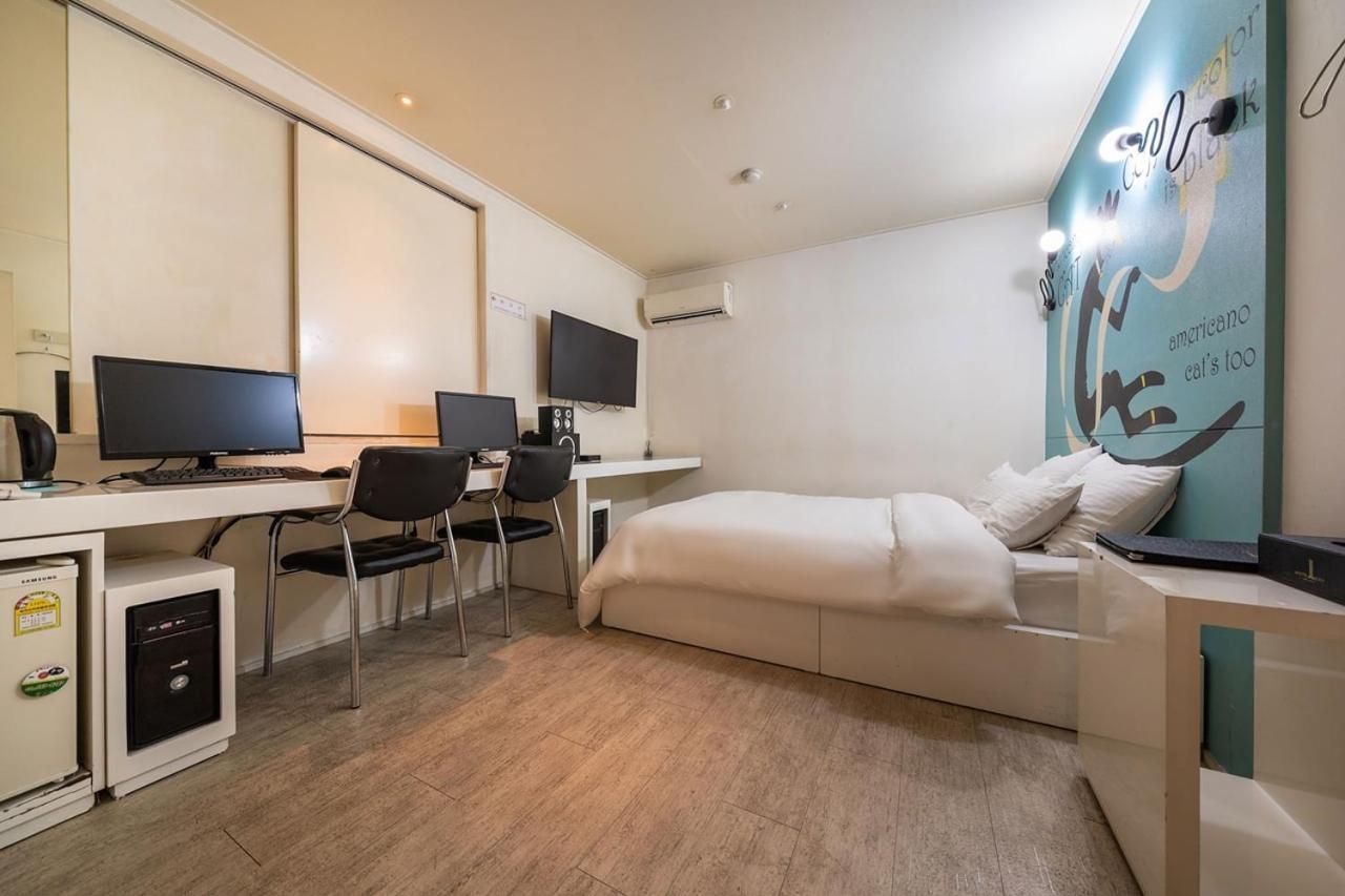 Guri Lexy Hotel Eksteriør bilde