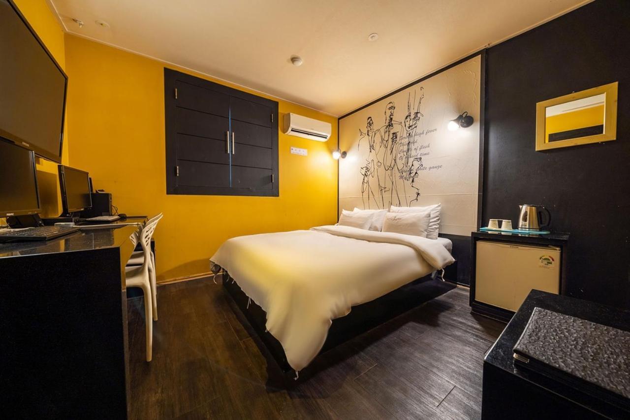 Guri Lexy Hotel Eksteriør bilde