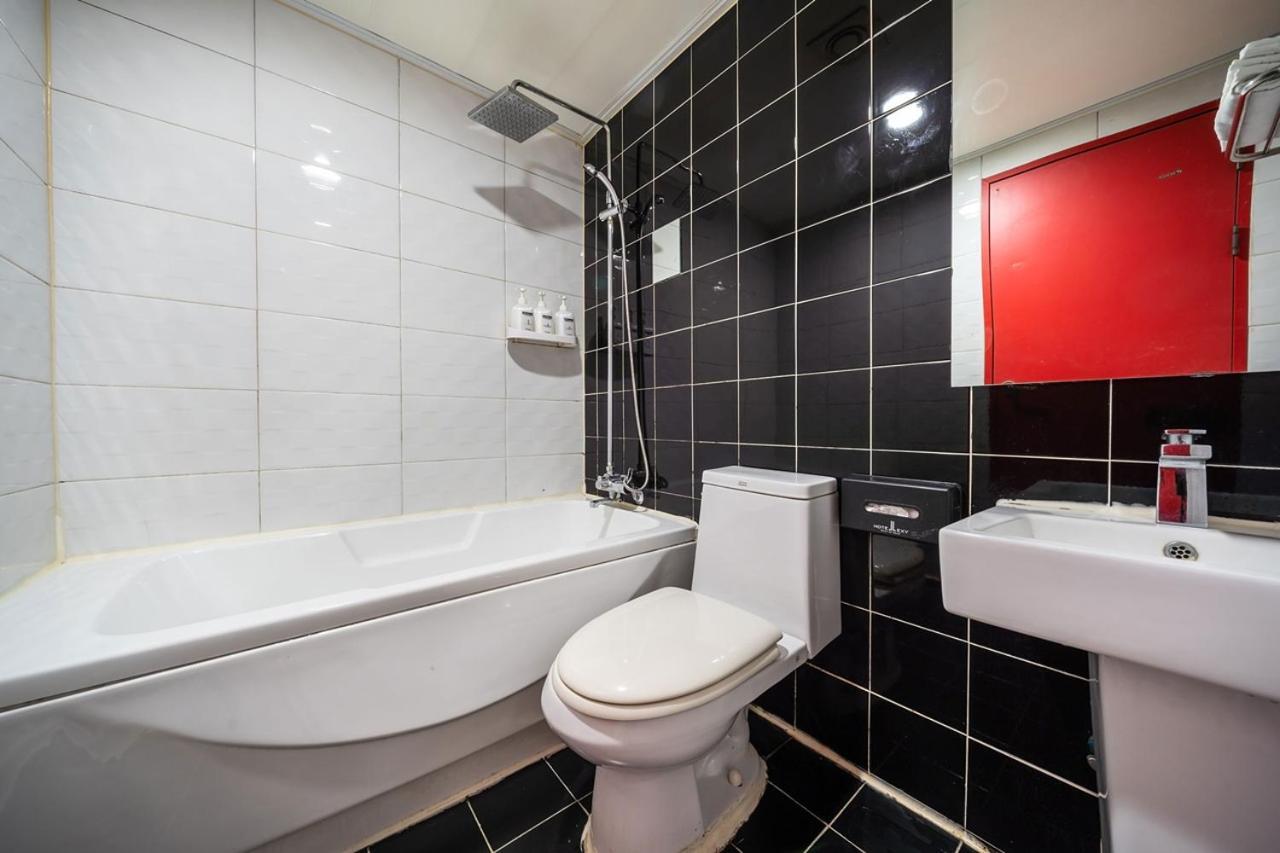 Guri Lexy Hotel Eksteriør bilde